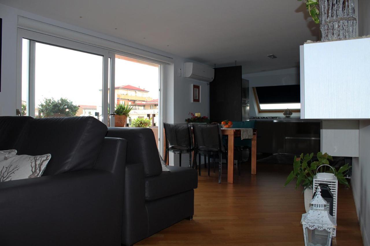 B&B Milu' โครโตเน ภายนอก รูปภาพ